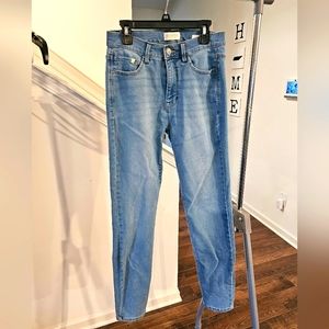 Womens light wash jeggings